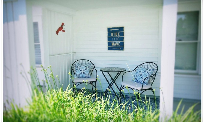 Ogunquit Apartamento | Apartamento Carriage House con hermosa piscina en el corazón de Ogunquit