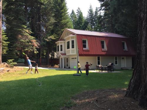 Fish Camp Casa | Carriage House at Yosemite