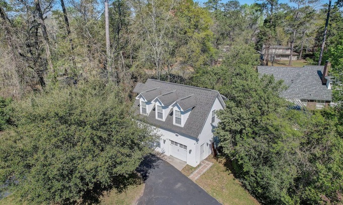 Sumter Apartamento | Carriage House near parks, walking paths, and historic downtown Sumter!