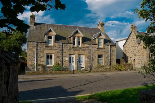Kingussie Casa | Carrick House