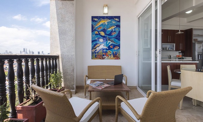 Castillogrande Apartamento | Cartagena Apartment: Luxury Colonial Oasis