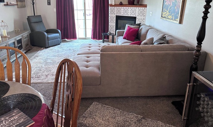 North Liberty Casa | Carver Townhouse