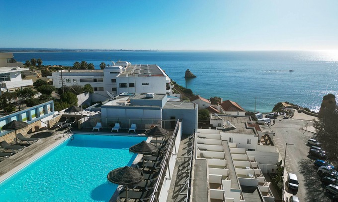 Ameijeira Hotel | Carvi Beach Hotel