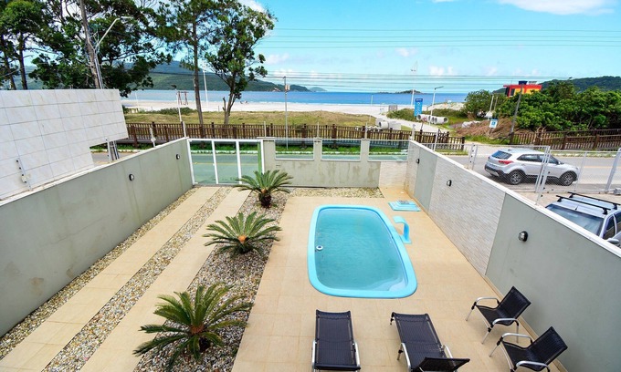 Praia do Sonho Apartamento | Casa à Beira Mar - Praia do Sonho - PLH007