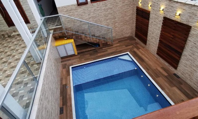 Ubatuba Casa | Casa 08 Pessoas com Piscina Praia Vermelha do Norte