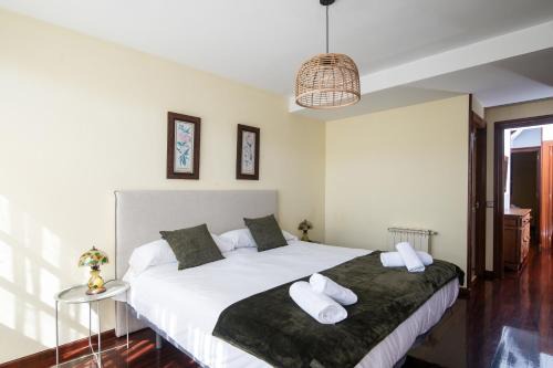 Poo Casa | Casa 4 habitaciones, playa a 500m