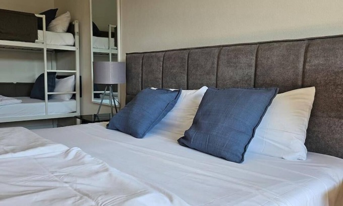 Monikaviertel Apartamento | CASA 8070 Ingolstadt Maisonette apartment |91 m²|4 rooms |1-8 pers. Parking lot