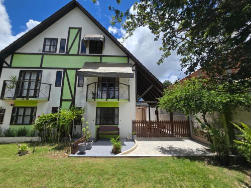 Chapada dos Guimaraes Casa | Casa Aconchegante em Condomínio no Centro