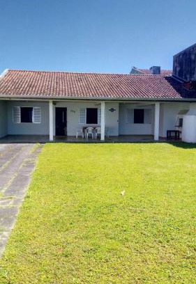Guaratuba Casa | Casa Aconchegante Frente ao Mar Guaratuba