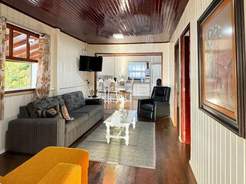 Alto Arroio Casa | Casa Aconchegante na Lagoa de Ibiraquera - IMB003