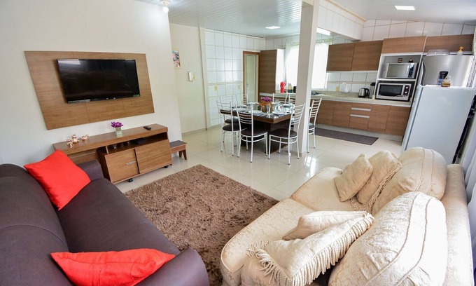 Gamboa Casa | Casa Aconchegante na Praia da Gamboa - GAR003
