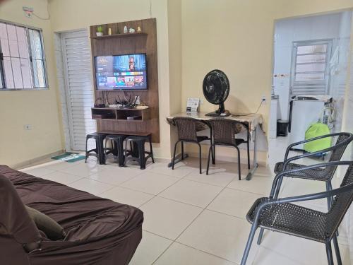 Jardim Rio da Praia Casa | Casa aconchegante próximo ao SESC Bertioga/SP.