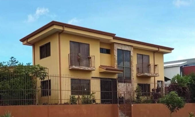 San Joaquín de Flores Casa | Casa Aguacate
