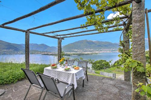 San Nazzaro Apartamento | Casa al Runchett - Happy Rentals