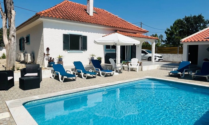 Castelo Casa | Casa Aljo - Maison Avec Piscine Près des Plages
