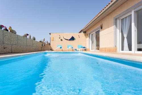 La Listada Casa | Casa Almendra - Private pool - Ocean View - BBQ - Garden - Terrace - Free Wifi - Child & Pet-Friendly - 4 bedrooms - 8 people