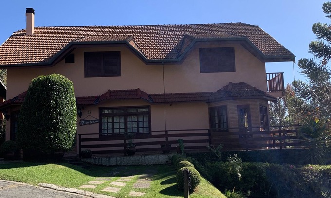 Vila Poran Cabaña | Casa Alto Capivari, Condomínio 6 Suites, Wi-fi Free, Vista Montanha10m do Centro