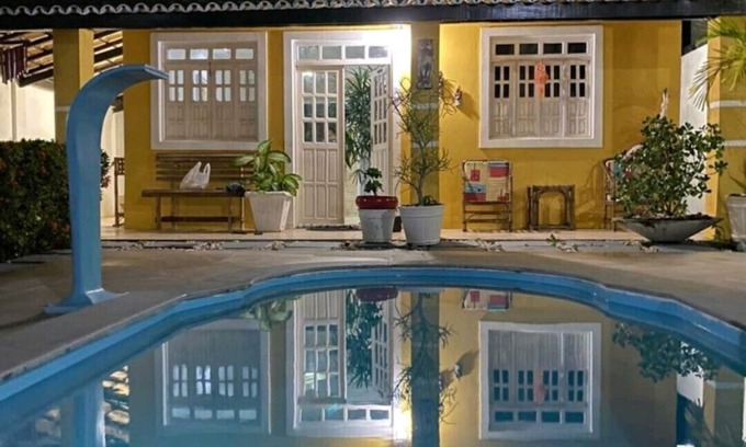 Arembepe Casa | Casa Amarela seu Refúgio