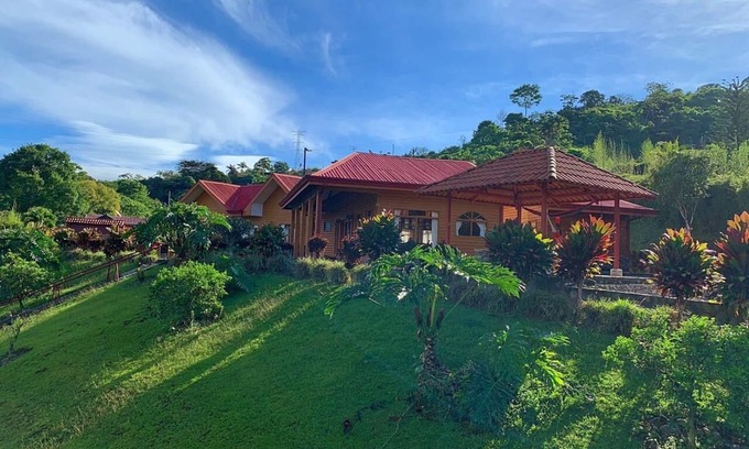 Orosi Casa | Casa Amarissa/View point at Tapantí National Park