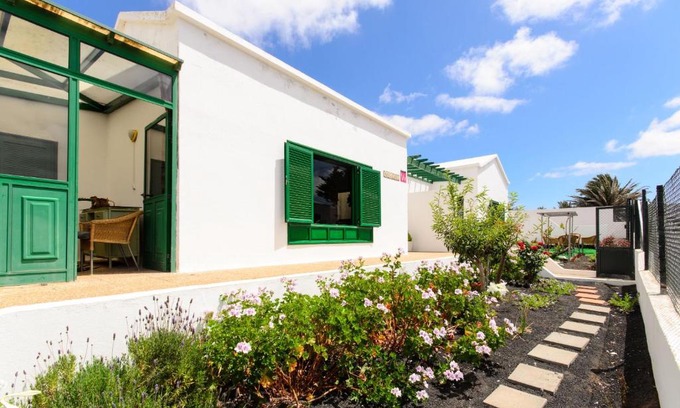 Mozaga Casa | Casa Angeles 1