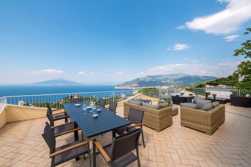 Priora Villa | Casa Angelica