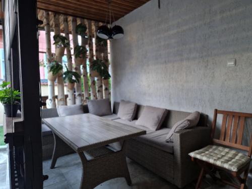 Caciulata Casa | Casa Anomis
