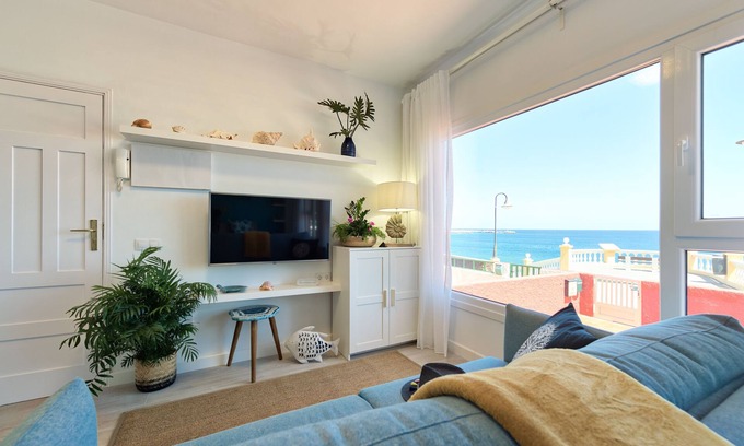 Melenara Apartamento | Casa Antonia by the beach