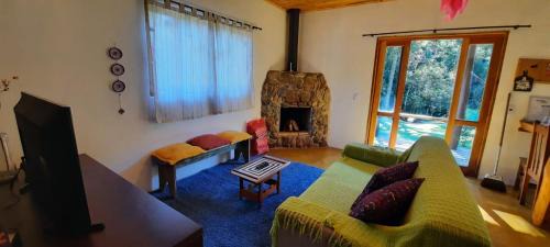 Sapucai-Mirim Casa | Casa Araucária no Refugio Pinheiro Beira Rio
