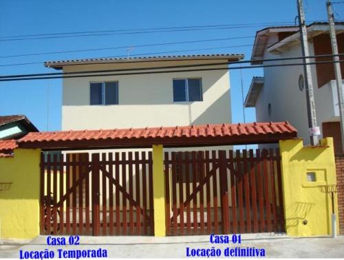 Pontal de Santa Marina Casa | Casa Arejada, bem localizada para Temporada em Caraguatatuba