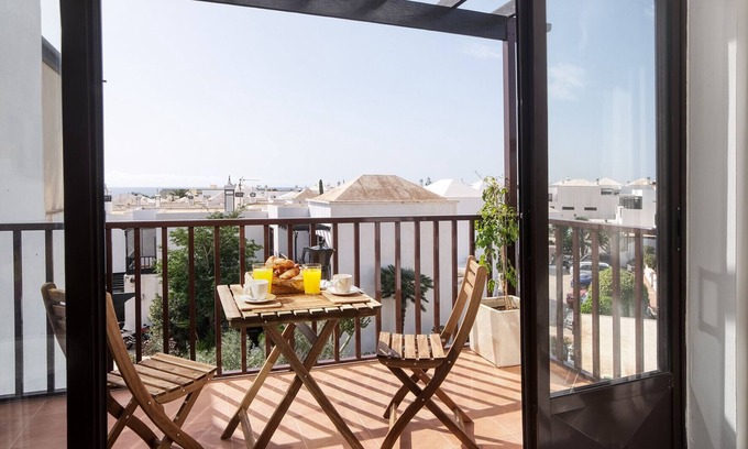 Costa Teguise Chalet De Esquí | Casa Atlántida
