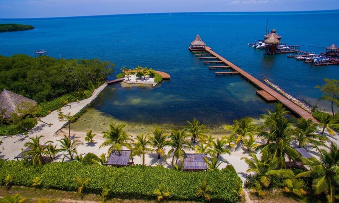 Roatan Villa | Casa Atlas "Serene Retreat"