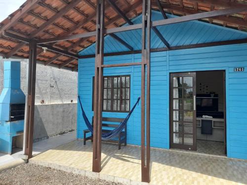 Guaratuba Casa | Casa Azul aconchegante, próx. a praia, Wi-Fi 300mb