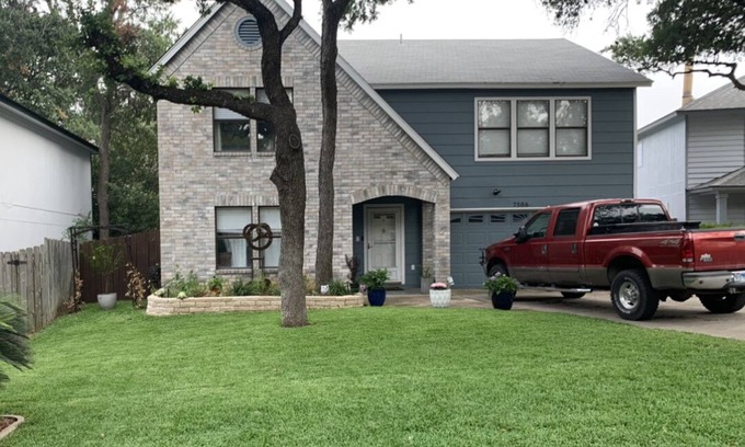 San Antonio Casa | Casa Azul - entire home near UTSA, La Cantera, medical center, and 6 flags