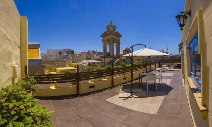 Rabat Casa | Casa Azzopardi Suites
