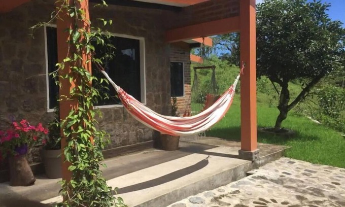 Tulipe Casa | Casa Búho - una casa en medio del bosque!!