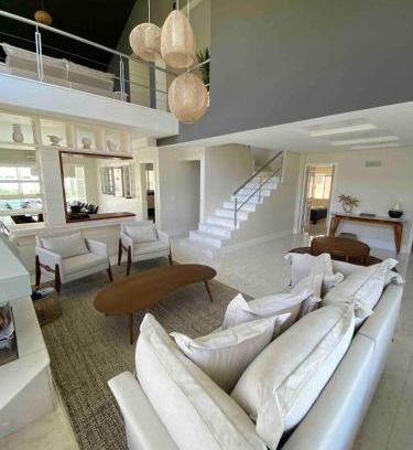Jurere Internacional Casa | Casa Búzios 250m da Praia Jurerê International