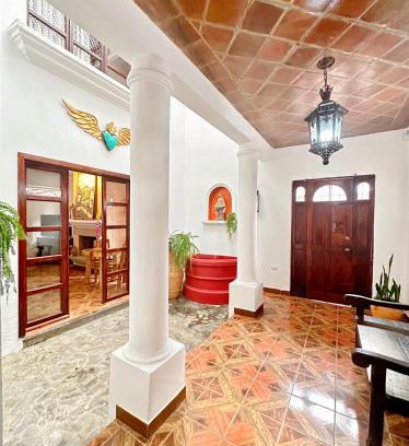 Ciudad Vieja Cama Y Desayuno | Casa Balam Bed & Breakfast Boutique