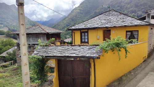 Xedre Casa | Casa Bartolin