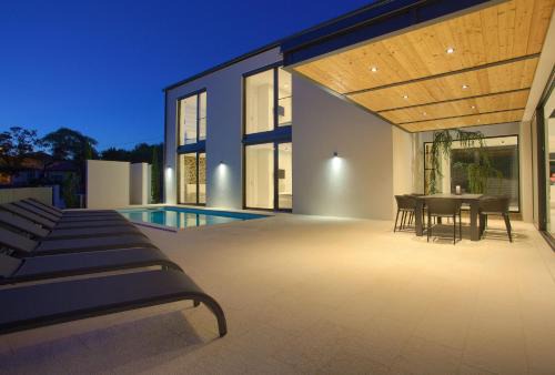 Klimno Villa | Casa Bela