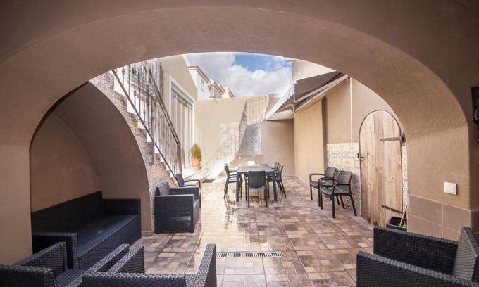 Estombar Casa | Casa Bela