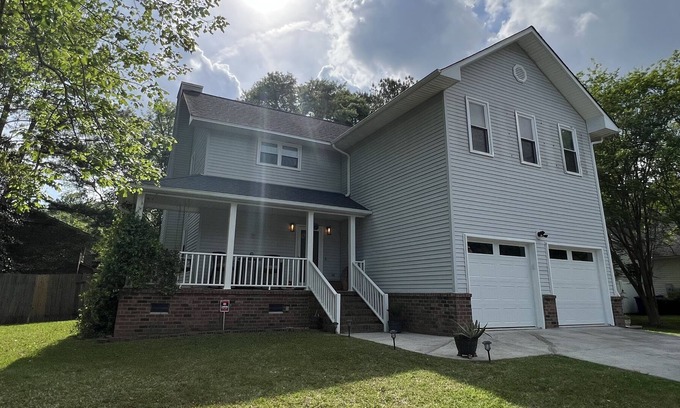 West Ashley Casa | Casa Bella Vita is waiting to share the beautiful life with you!