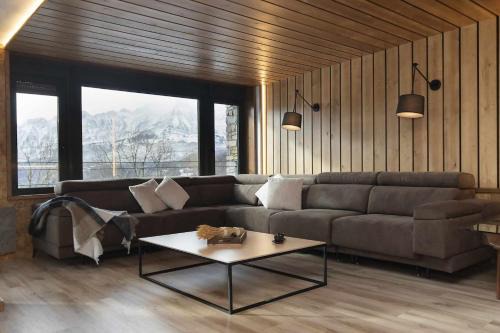 Panticosa Apartamento | Casa BellaVista by BeValle