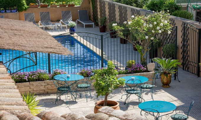 Serignan Casa | Casa Belle