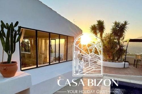 Cómpeta Casa | Casa Bizon - Your holiday oasis with private pool