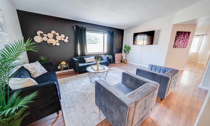 Banning Casa | Casa Blanca (Arcade/Theatre/Game Room/RV Parking)