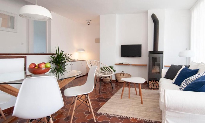 Torredembarra Apartamento | Casa Blanca Beach Apartment