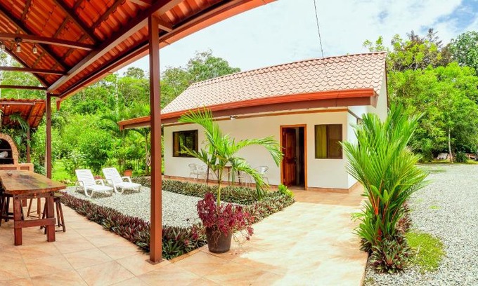 Puerto Viejo de Talamanca Hotel | Casa Blossom - Beach Paradise Retreat