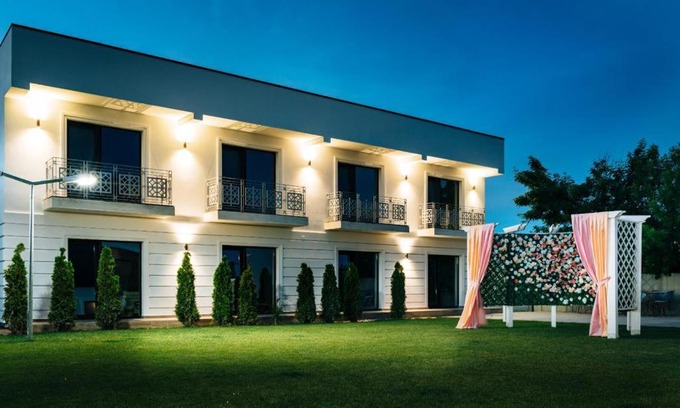 Golesti Hotel | CASA BUDISTEANU 2