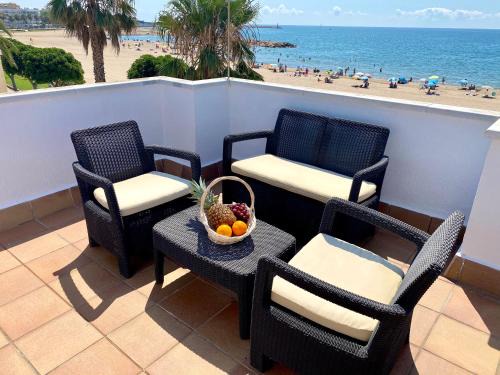 Cambrils Casa | Casa cómoda delante de la playa con vista al mar