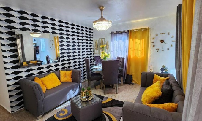 Santo Domingo Norte Casa | Casa cómoda en SDN